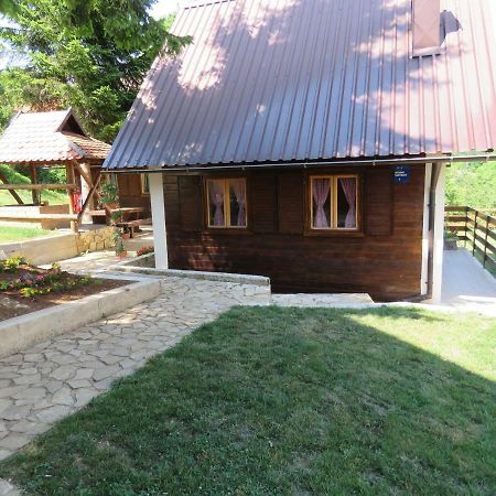 Guesthouse Stefanac オトチャッツ エクステリア 写真