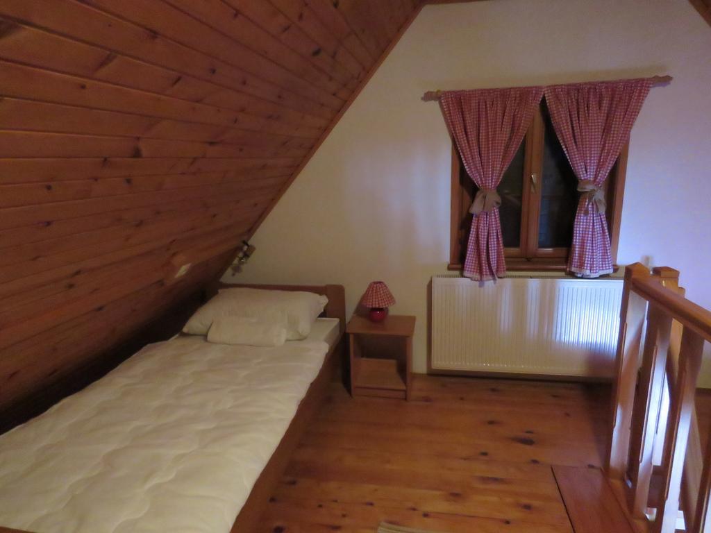 Guesthouse Stefanac オトチャッツ エクステリア 写真