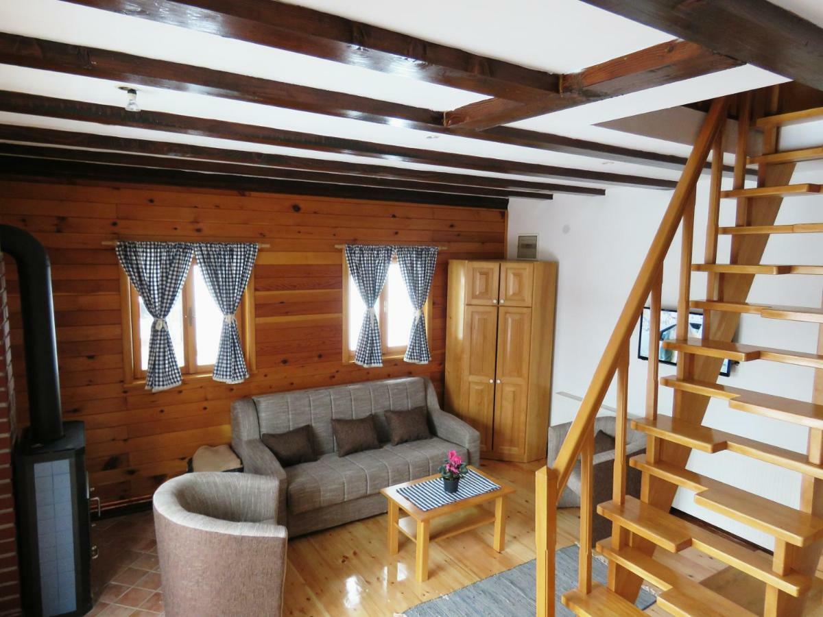 Guesthouse Stefanac オトチャッツ エクステリア 写真